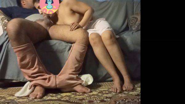 Unhappyball - Meri Garam Dost Meri Tang Py Sogae The Pher Mene Usky Mein Pani Nikaldiya Pura - desi-porntube.com - India on poweredporn.com