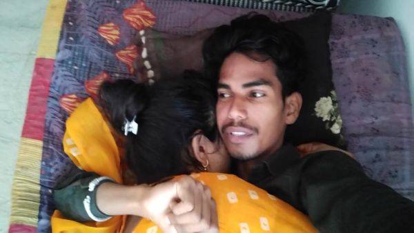 Indian Desi Wife Masti - desi-porntube.com - India on poweredporn.com