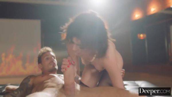 Nine 4534 With Angel Windell - hotmovs.com on poweredporn.com