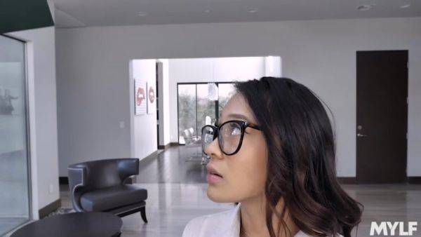 Head Etiquette - MYLF - hotmovs.com on poweredporn.com