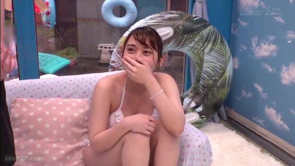 230911童貞君の自慰行為を手伝う女子d6 - senzuri.tube on poweredporn.com