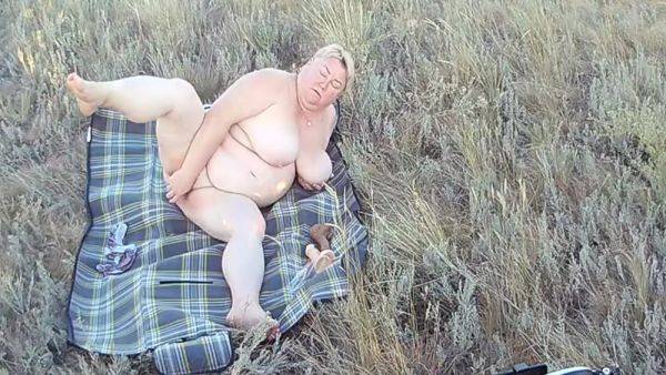 Masturbating Pussy With A Public Place Close Up - upornia.com on poweredporn.com