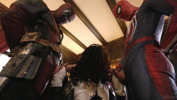 Ebony with thick ass turns whole role play in exclusive kinks - hellporno.com on poweredporn.com