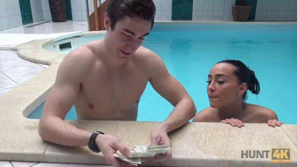 Anna Rose's POV reality porn: cash turns dark-haired lassie on for a hot fuck - sexu.com - Czech Republic on poweredporn.com