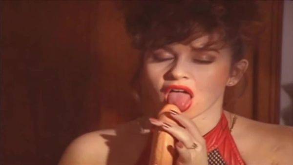 Solange Hop - Has A Great Anal Sex On Bed - tubepornclassic.com on poweredporn.com