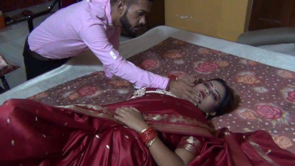 Indian First Night of Simran xlx - txxx.com - India on poweredporn.com