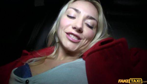 Taxi Cab Sex: Blonde Hottie Asks Cabbie's For His Hot Cum Creampie Cumshot - xhand.com - Czech Republic on poweredporn.com