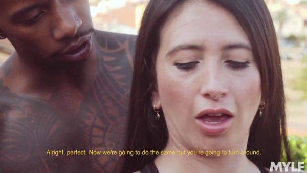 Coach's Massage - Milfbody - hotmovs.com on poweredporn.com