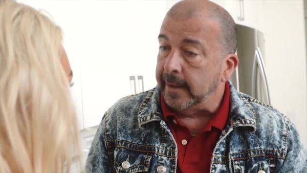 The Potent Parent Trap - MYLF - hotmovs.com on poweredporn.com