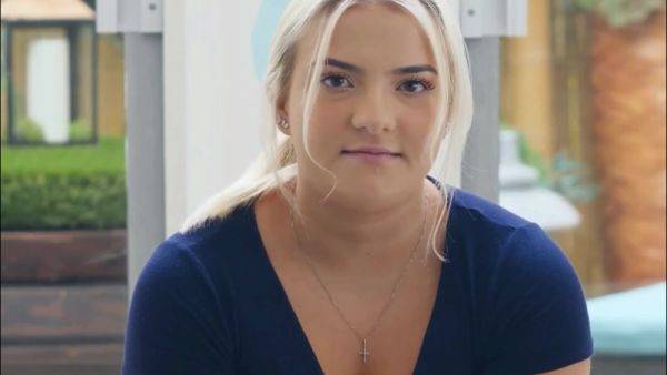 Amazing Curves 18 Yrs Old - txxx.com - Usa on poweredporn.com