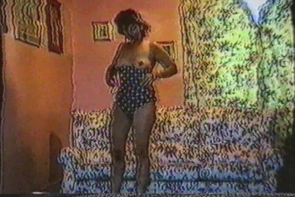 Who Wants To Fuck Me - tubepornclassic.com on poweredporn.com