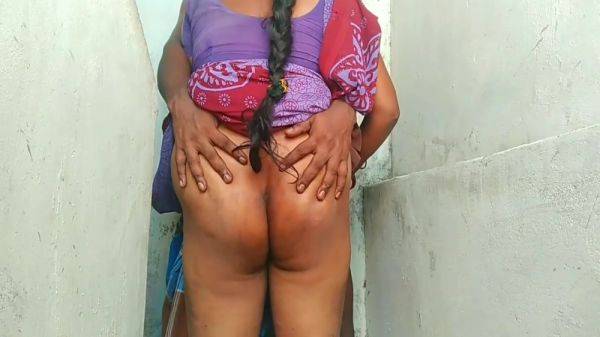 Indian Aunty Second Floor Step Sex - desi-porntube.com - India on poweredporn.com