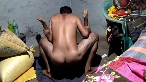 Desi Bhabi Ka Chudai - desi-porntube.com - India on poweredporn.com