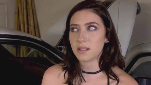 Gorgeous amilia onyx reluctantly gives blowjob before sex - upornia.com on poweredporn.com