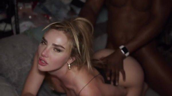 A Rich Black Man Fucks A Lustful Bitch In The Car With Jax Slayher And Kenzie Anne - hotmovs.com on poweredporn.com