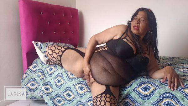 I Am A Mature Woman Who Is Alone At Home And I Start Touching Me You Would Like To Accompany Me - hclips.com - Colombia on poweredporn.com