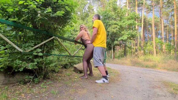 Pulled Amateur Euro Blonde Outdoor Bj And She Takes It Deep - hclips.com on poweredporn.com