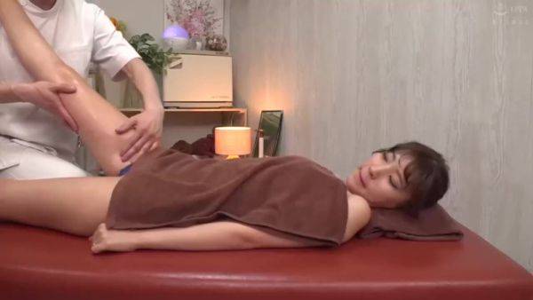 HZKW224 Cuuuuuuty Asian SEX BABE - senzuri.tube - Japan on poweredporn.com