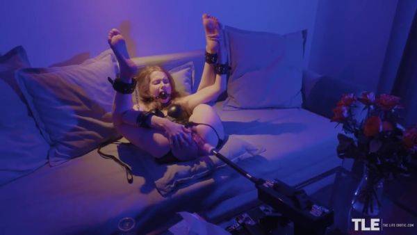 Kendra U Double Trouble 2 - hotmovs.com on poweredporn.com