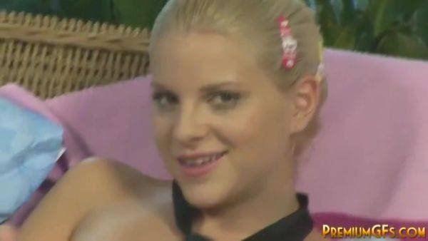 Young kimmy gets wet masturbating - hotmovs.com on poweredporn.com