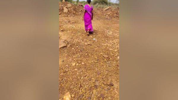 Jungal May Bhabhi Ko Chudail - desi-porntube.com - India on poweredporn.com