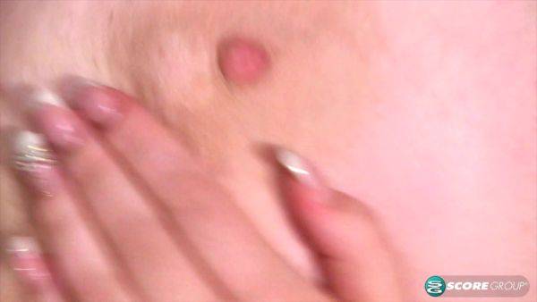 Comely & Curvy - hotmovs.com on poweredporn.com