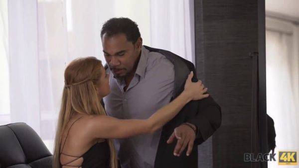 Chrissy's lustful desires lead to a BBC pounding with a hung dude - sexu.com - Czech Republic on poweredporn.com