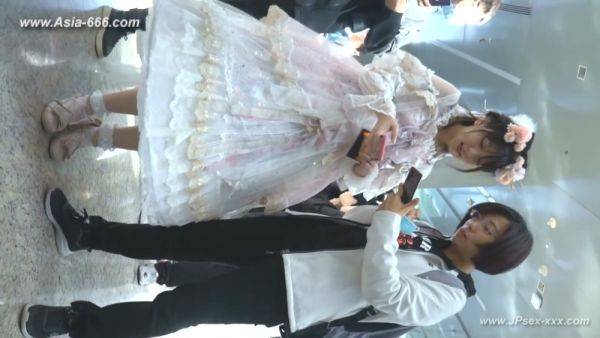 Peeping chinese amateur upskirt.154 - hclips.com - China on poweredporn.com