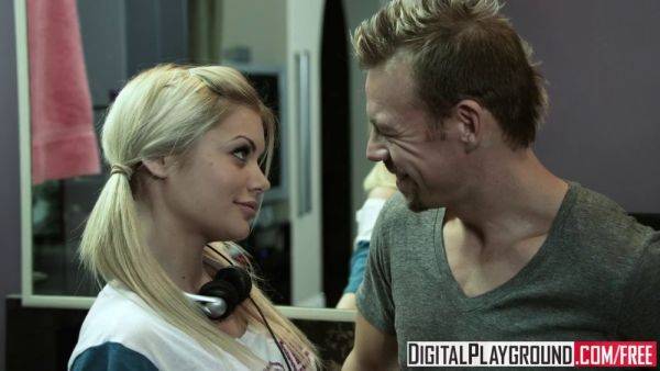 Bath time with pigtailed Riley Steele - Big tits and fake tits make this fantasy come true! - sexu.com on poweredporn.com