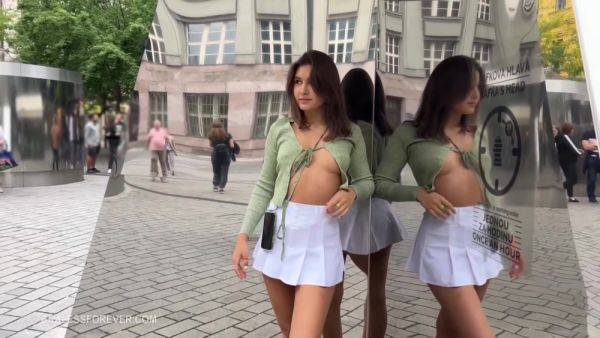 Ellie - City Vibes - upornia.com on poweredporn.com