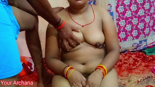 Desi Village Aunty Ko Gand Ur Chut Mein Chudai Kiya - hclips.com - India on poweredporn.com