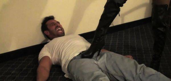 Wanton beauty blows big ding-dong - drtuber.com on poweredporn.com