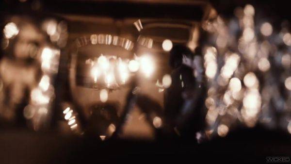 Blonde Inn Keeper Babe Fucked Hard By A Mysterious Stranger - hotmovs.com on poweredporn.com