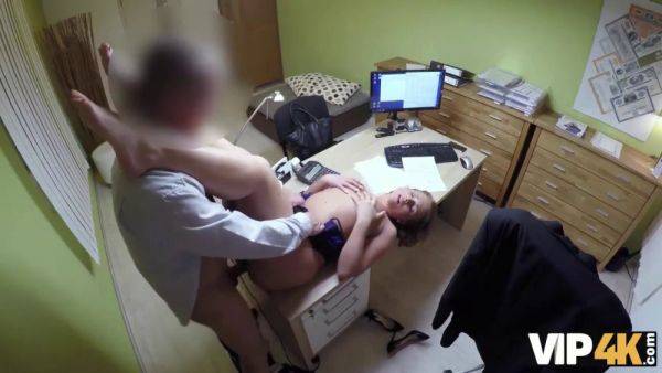 Czech teen Jamais Ete Au gets interviewed & fucked for cash - sexu.com - Czech Republic on poweredporn.com