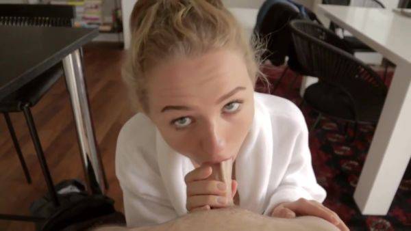 Blonde Perfect Bubble Butt Banged - Delicious Hot - hclips.com on poweredporn.com