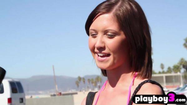 Amateur Teens Got Banged In A Foursome Sex For Money - hclips.com on poweredporn.com