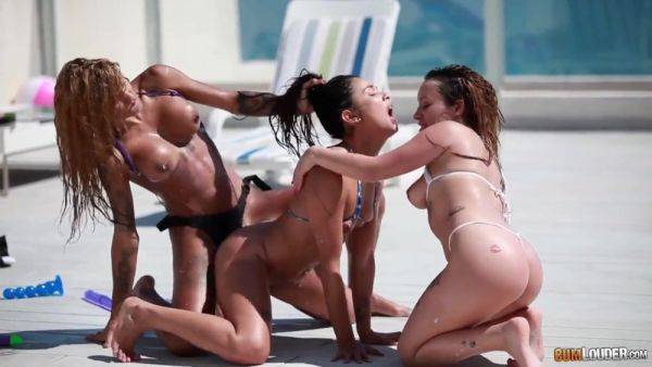 Hot Lesbian Threesome With Toys - Hd porn 1080p - xtits.com on poweredporn.com