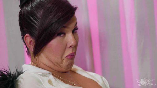 Brunette tranny receives blowjob from gay twink lover: If Only In My Dreams - Michael Delray - xhand.com on poweredporn.com