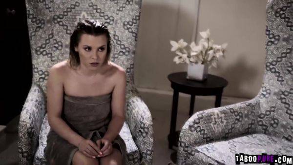 Danny Mountain In Plowing Aubrey Sinclairs Pussy On Top - videomanysex.com on poweredporn.com