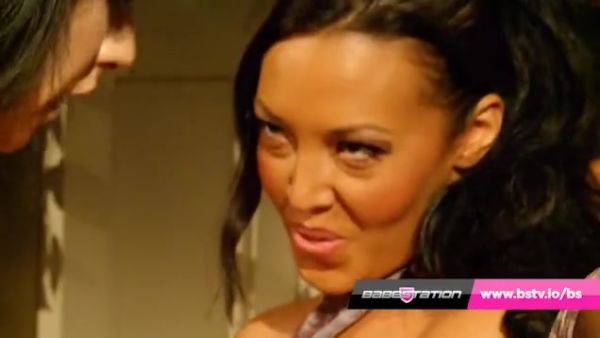 Sexy spy mai rio lesbian sex - hotmovs.com on poweredporn.com