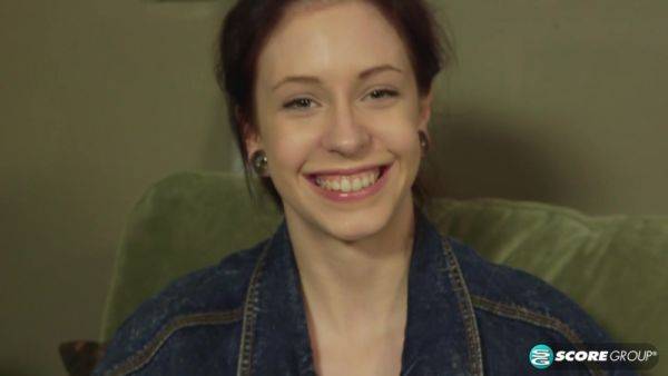 Kinky Hipster Does Yoga In The Nude And Fingers Her Dripping-Wet Cunt - hotmovs.com on poweredporn.com