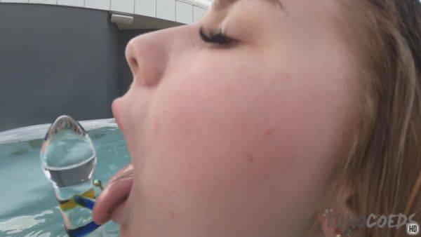 Hot Tattoo Babe Melonie Masturbating In A Jacuzzi Underwater Dildo Closeups - hotmovs.com on poweredporn.com