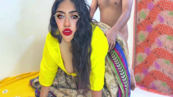 Father In-law In Tamil Hot Bahu Has Sex With Sasur Ji In The Evening! - desi-porntube.com on poweredporn.com