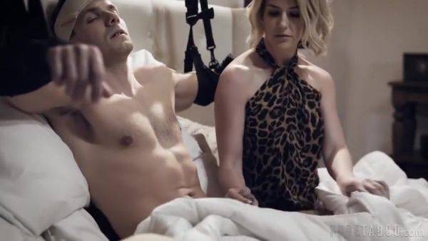 Moms Helping Hand [2021] - hotmovs.com on poweredporn.com