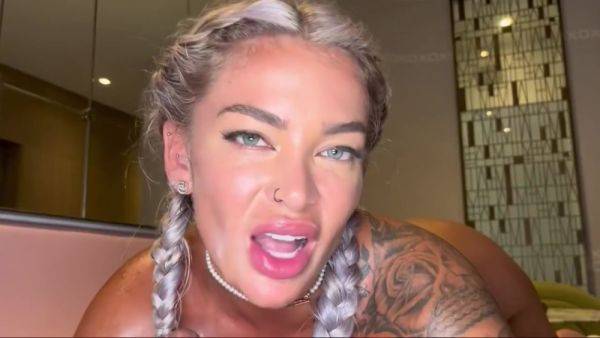 Hayleydaviesxxx Sucking Big Cock And Swallows Cum - upornia.com on poweredporn.com