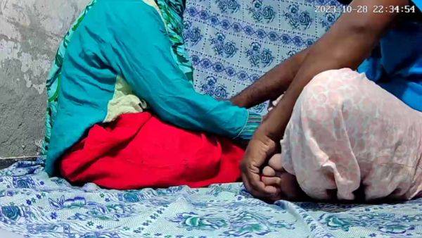 Indian Girl And Boy Sex In The Room 9266 - desi-porntube.com - India on poweredporn.com