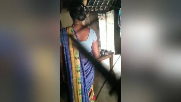 Din Ke Andhere Me Bula Kar Bhabhi Ki Chudai Ki Desi Bhabhi - desi-porntube.com on poweredporn.com