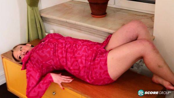 Katie Rose's Weather Report - hotmovs.com on poweredporn.com