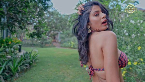 Indian Softcore Video With Hot Milf - upornia.com - India on poweredporn.com