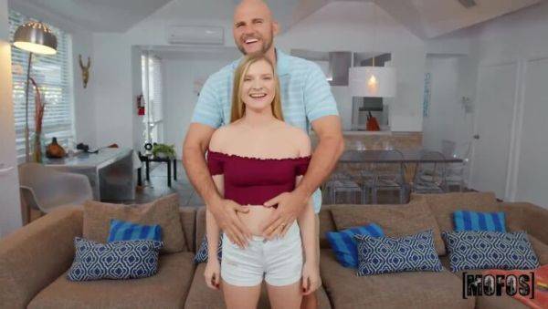 J-Mac and Blonde Harlow West: Western Style Handjob - veryfreeporn.com on poweredporn.com